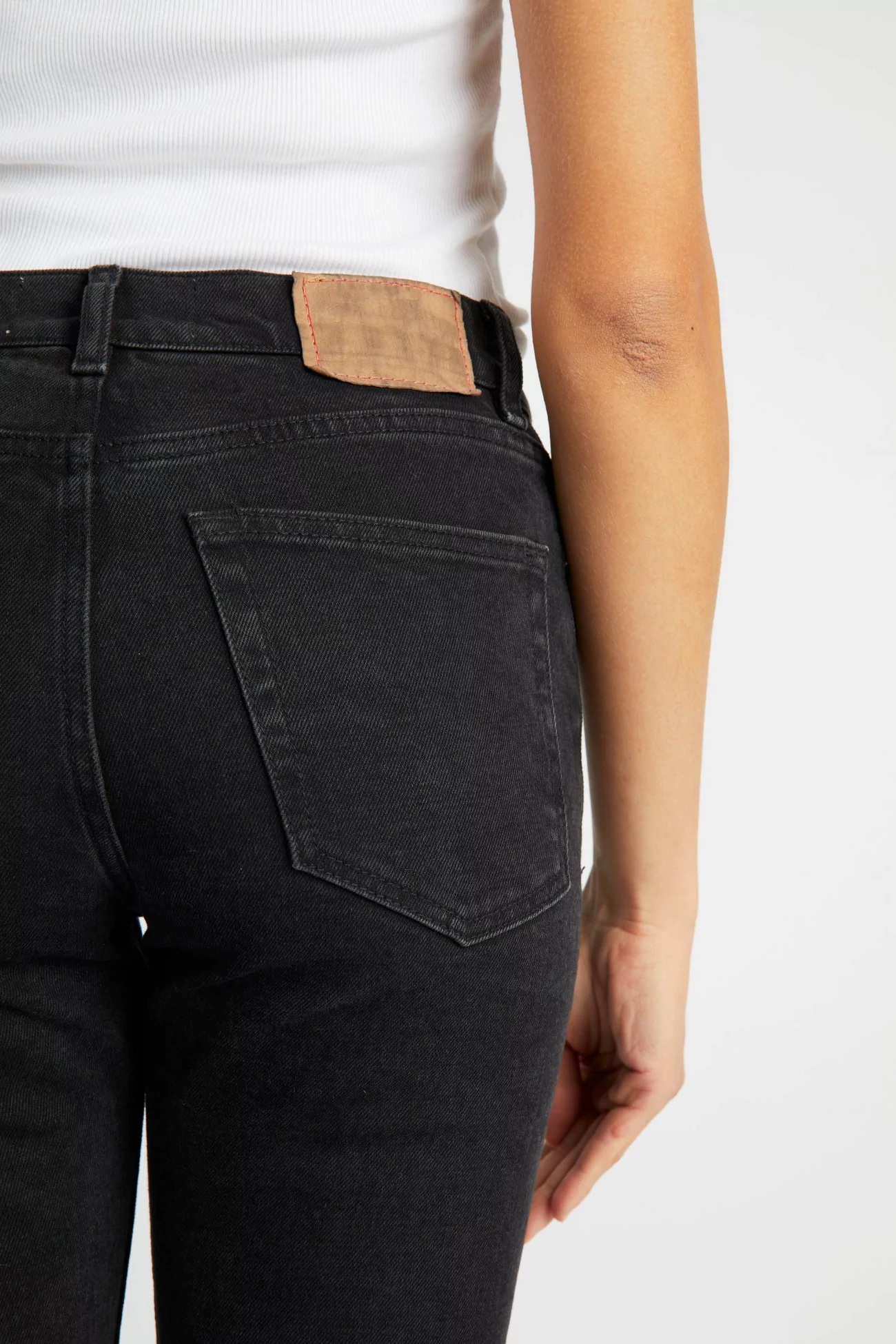 CLASSIC FIT JEANS BLACK 2 WEEKS, JEANERICA