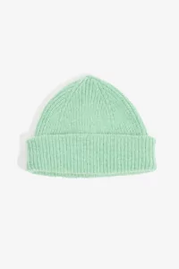 Sandray Beanie, Centre Commercial