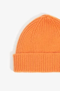 Sandray Beanie, Centre Commercial
