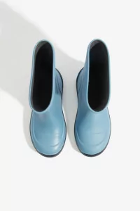 Rain Boots, Méduse