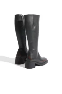 Yumi Boots, MIISTA