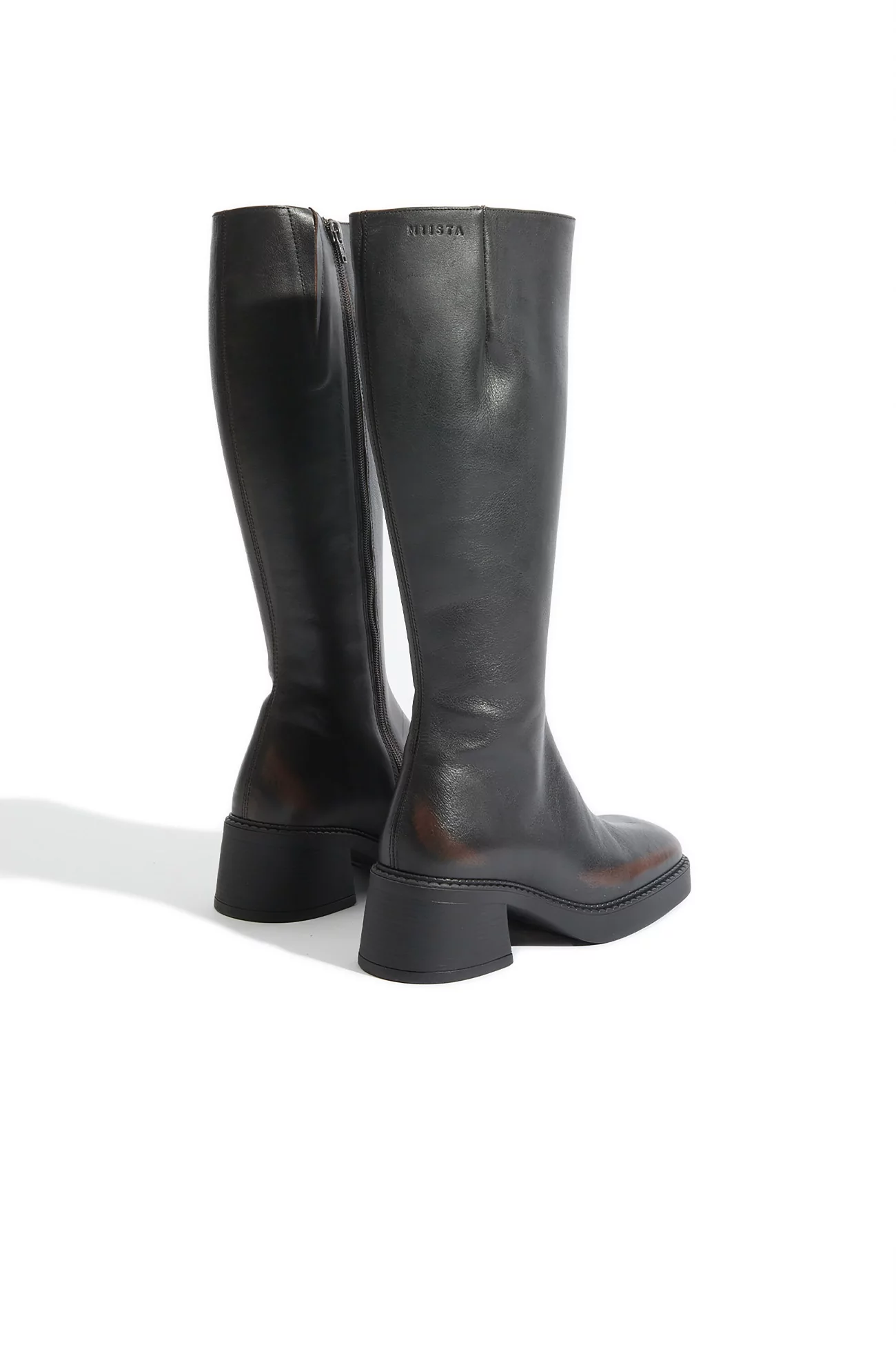 Yumi Boots, MIISTA