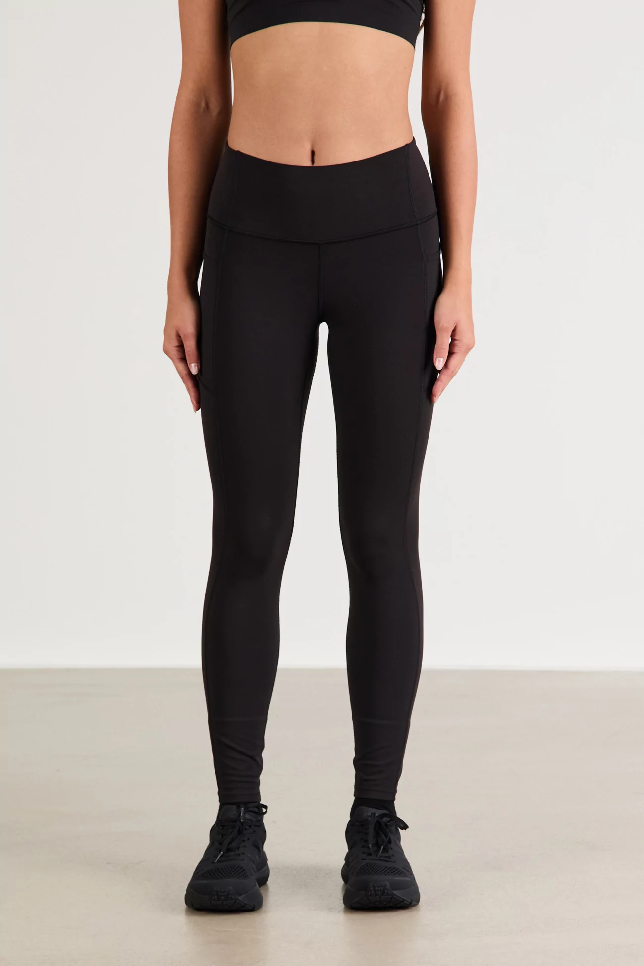 Maipo 7/8 Stash Tights - Black