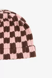 checked beanie