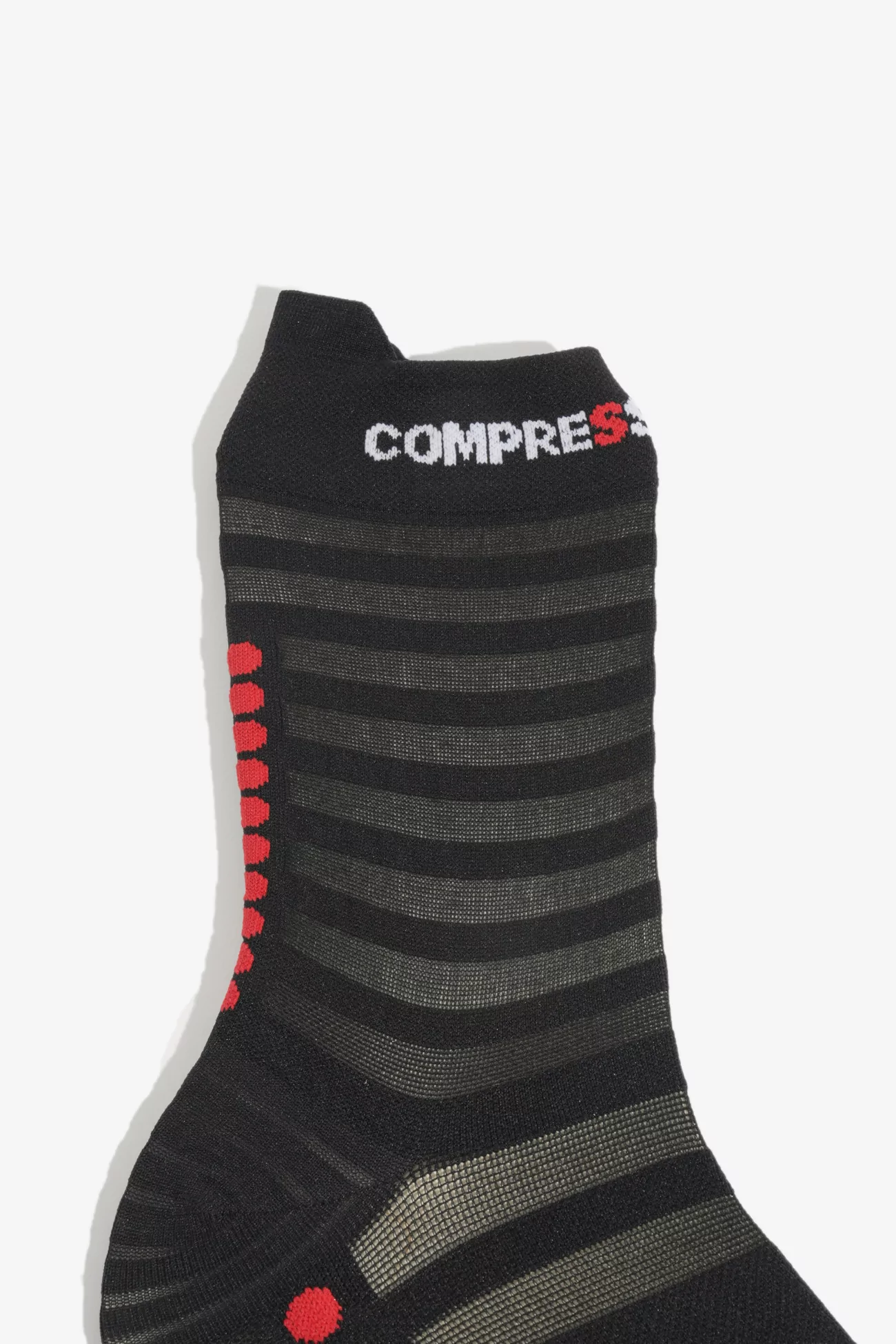 Ultralight Pro Racing Socks V4.0 Run High – Black/Red | Centre Commercial