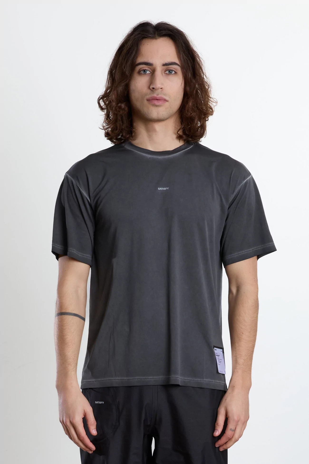 AuraLite Running T-Shirt Men SATISFY – Pigment Black | Centre Commercial