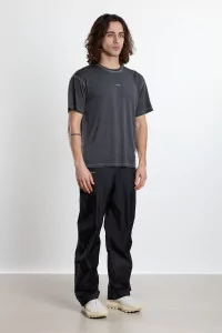 AuraLite Running T-Shirt Men SATISFY – Pigment Black | Centre Commercial