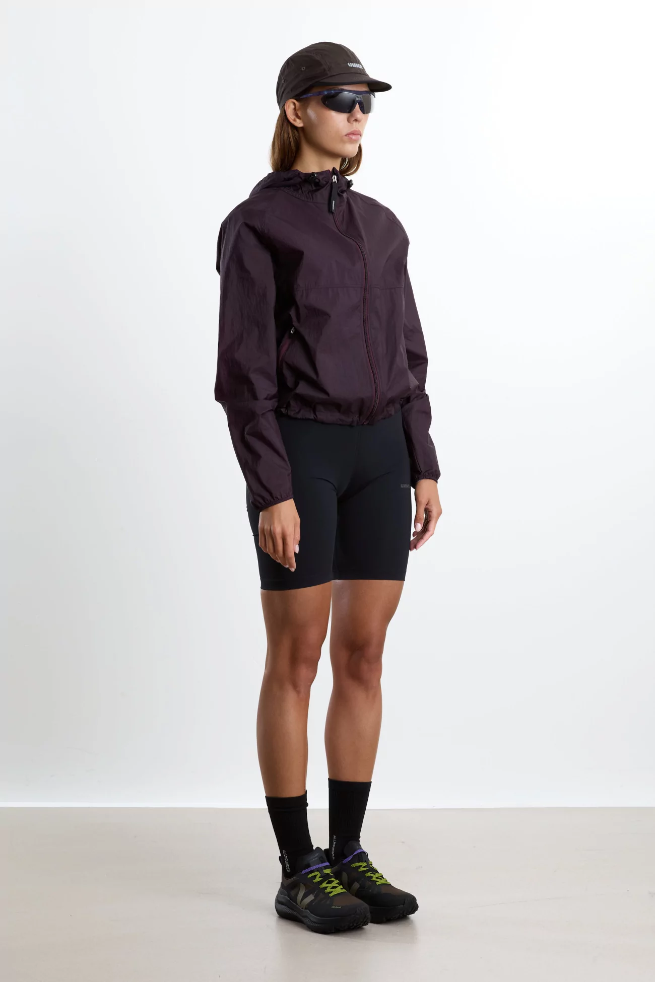 UNNA Smiles Run Jacket Running Jacket – Aubergine | Centre Commercial