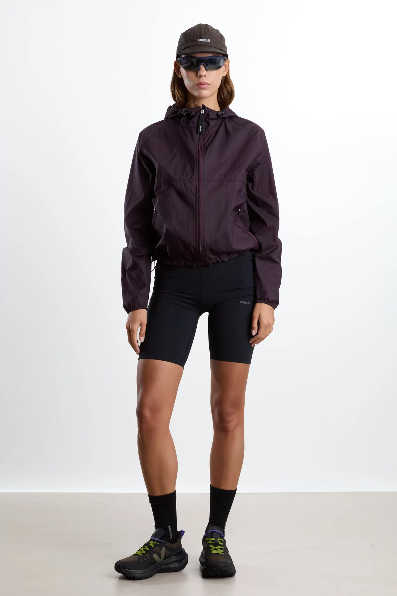 UNNA Smiles Run Jacket Running Jacket – Aubergine | Centre Commercial