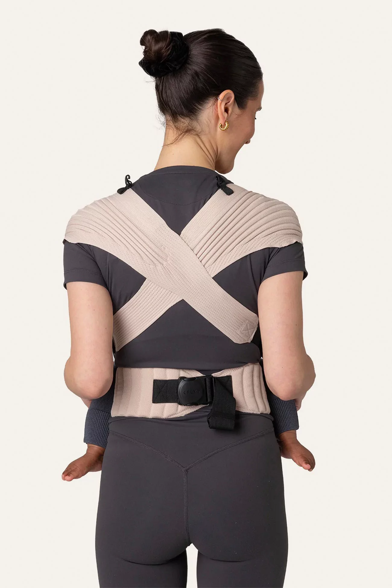 Flybaby 3D Recycled Polyester Baby Carrier – Nude | Centre Commercial