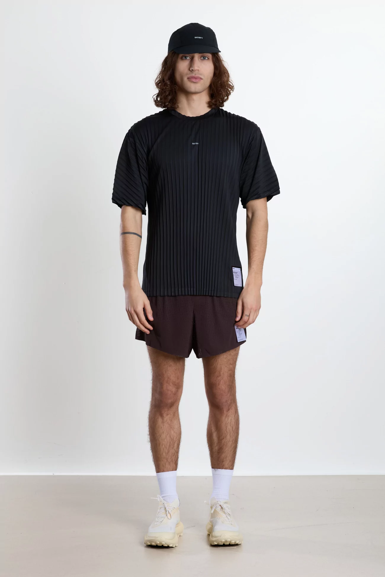 Men's Pleated Running T-Shirt AuraLite – Black | Centre Commercial