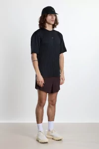 Men's Pleated Running T-Shirt AuraLite – Black | Centre Commercial