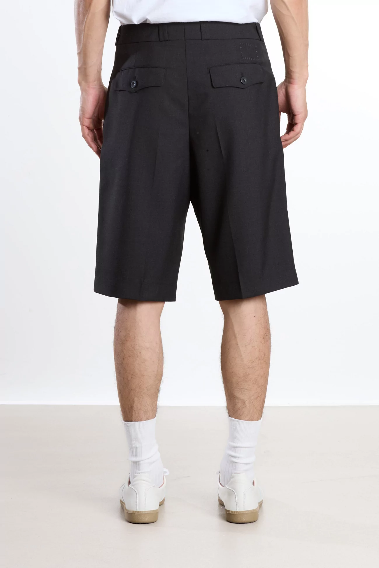 French Military Tropical Wool Shorts – Anthracite Grey | Centre Commercial