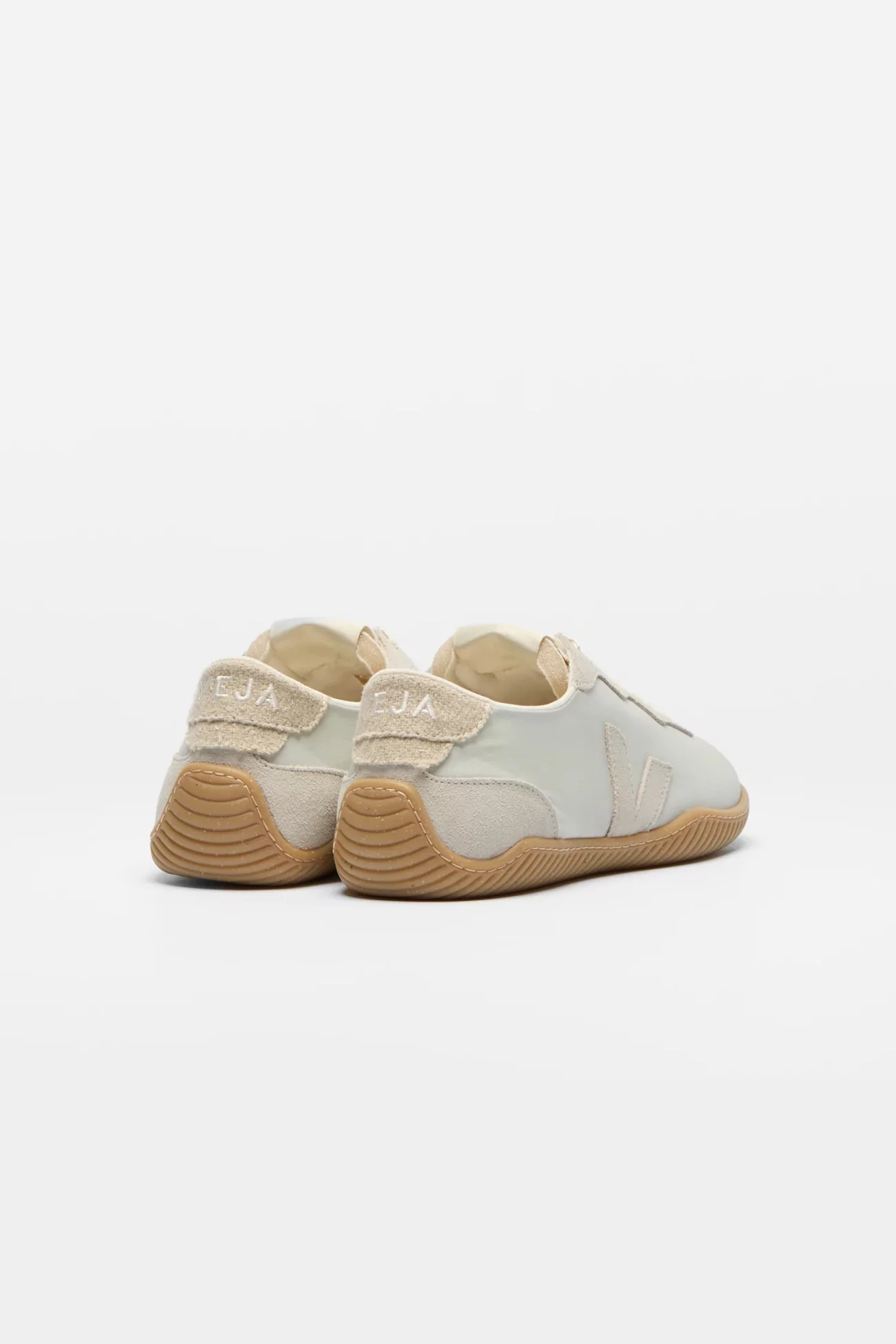 Veja x Baserange Nolyn Unisex Sneakers – Natural Grey | Centre Commercial