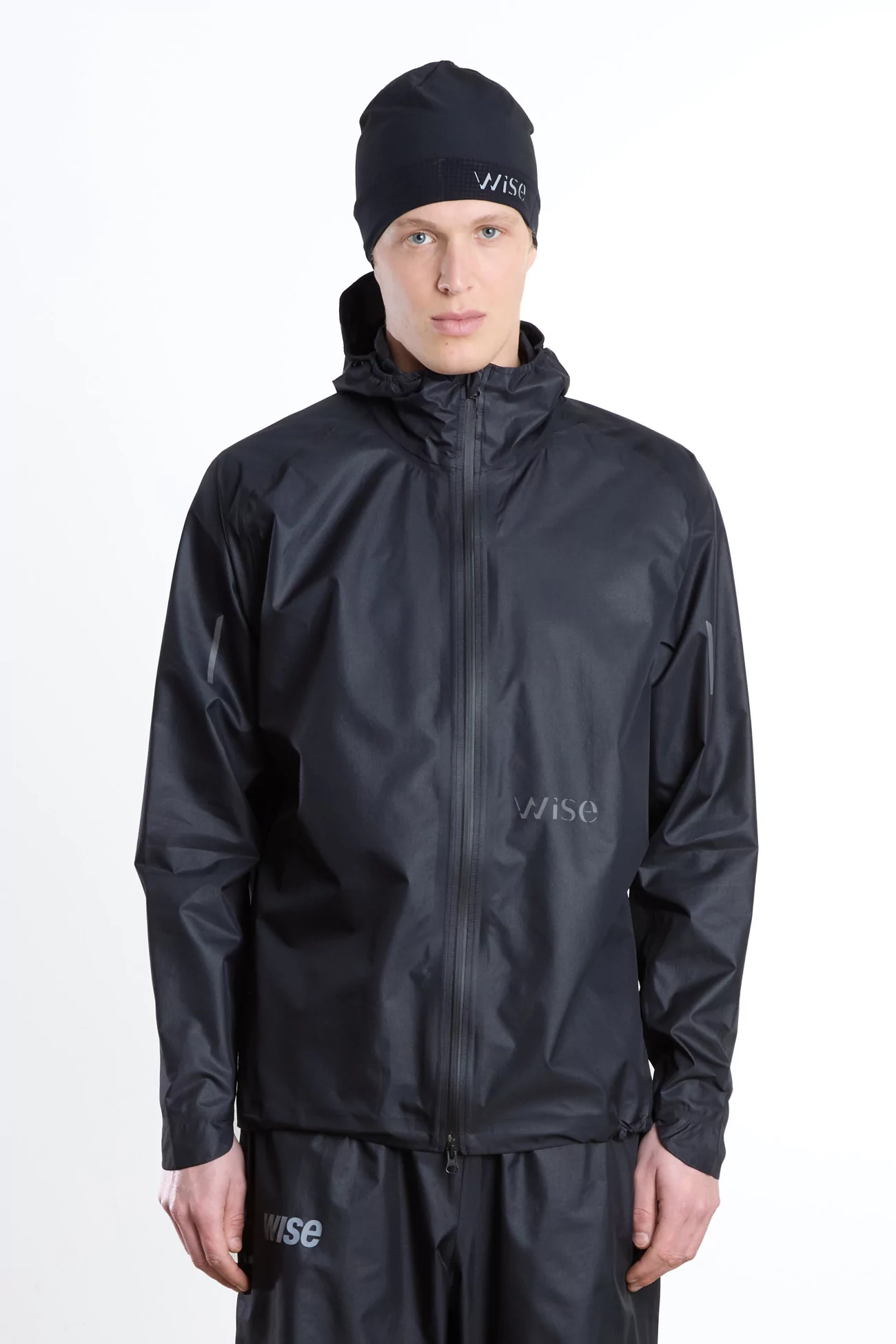 Blackshell 3-Layer Waterproof Trail Jacket – Black | Centre Commercial