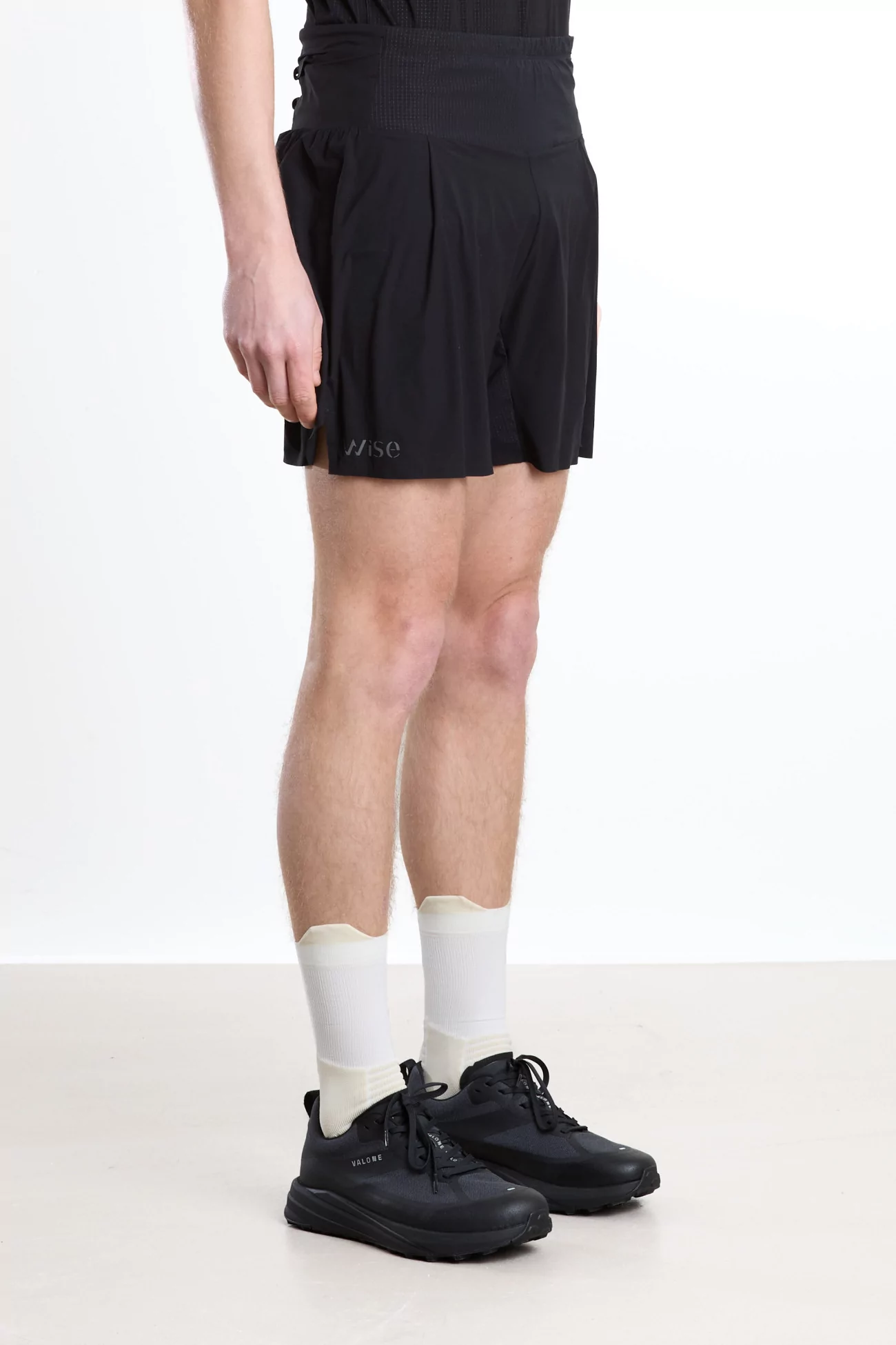 Sherpa Race 1.3L Trail Shorts – Black | Centre Commercial