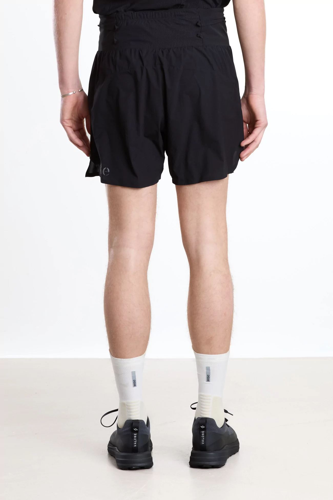 Sherpa Race 1.3L Trail Shorts – Black | Centre Commercial