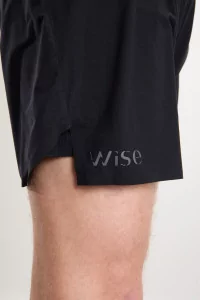 Sherpa Race 1.3L Trail Shorts – Black | Centre Commercial