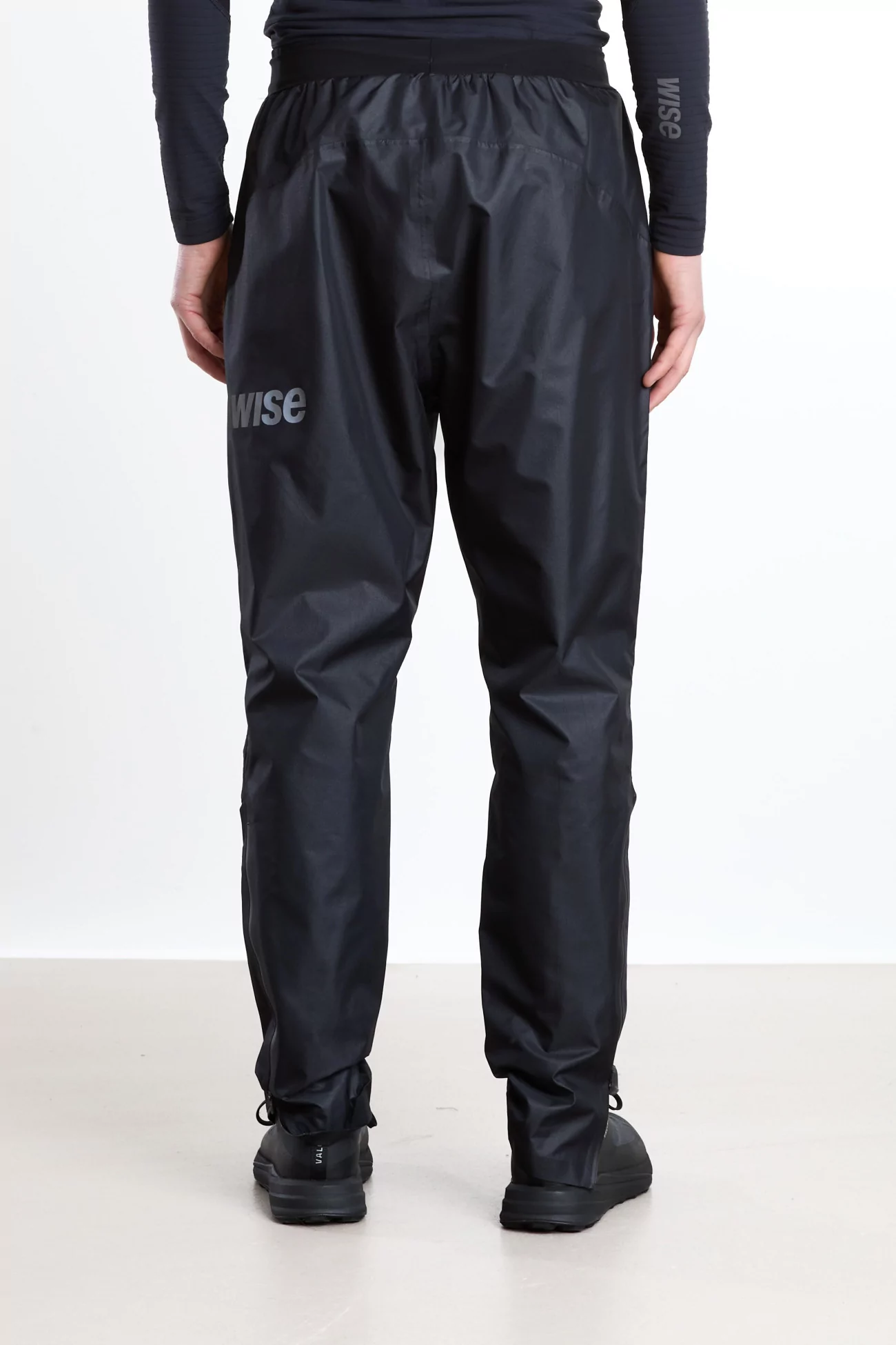 Rainshell 3-Layer Waterproof Trail Pants – Black | Centre Commercial