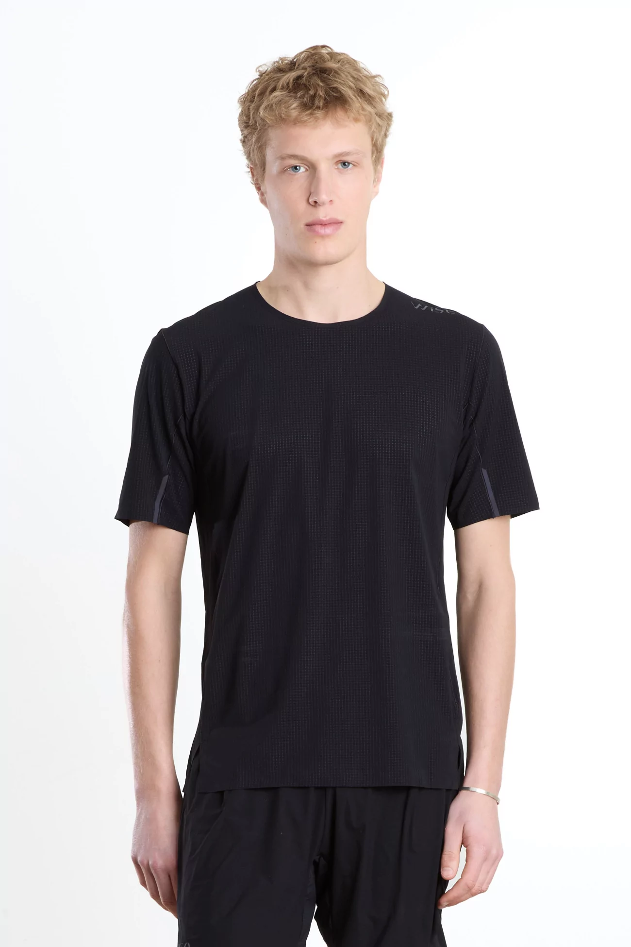 Ultra Shirt Everdry Trail T-Shirt – Black | Centre Commercial