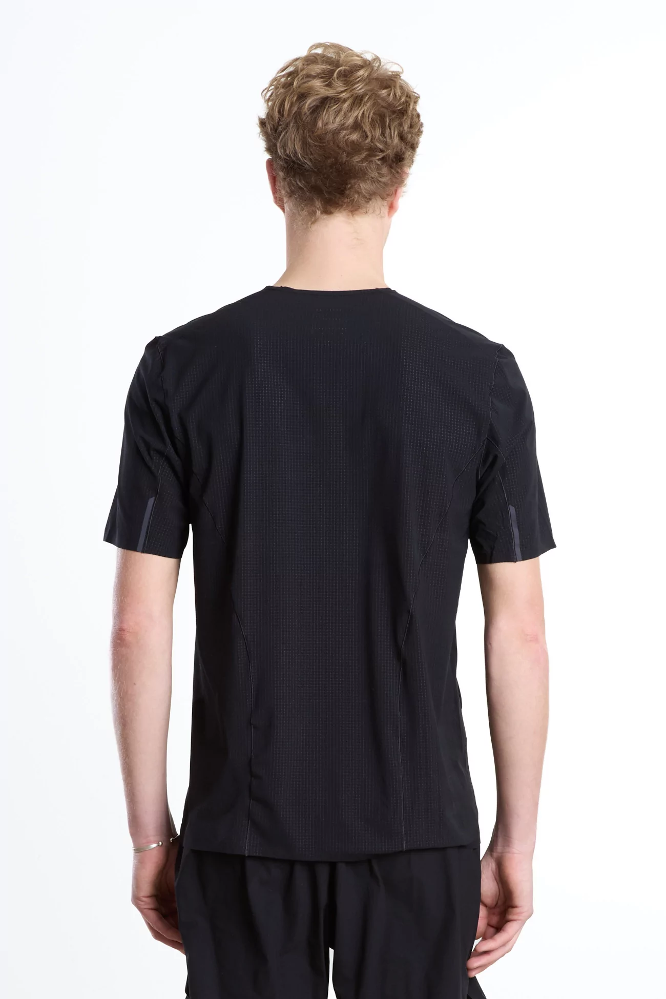 Ultra Shirt Everdry Trail T-Shirt – Black | Centre Commercial