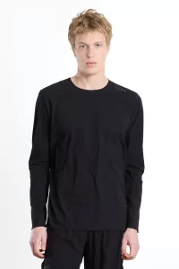 Ultra Shirt LS Long Sleeve Trail T-Shirt – Black | Centre Commercial