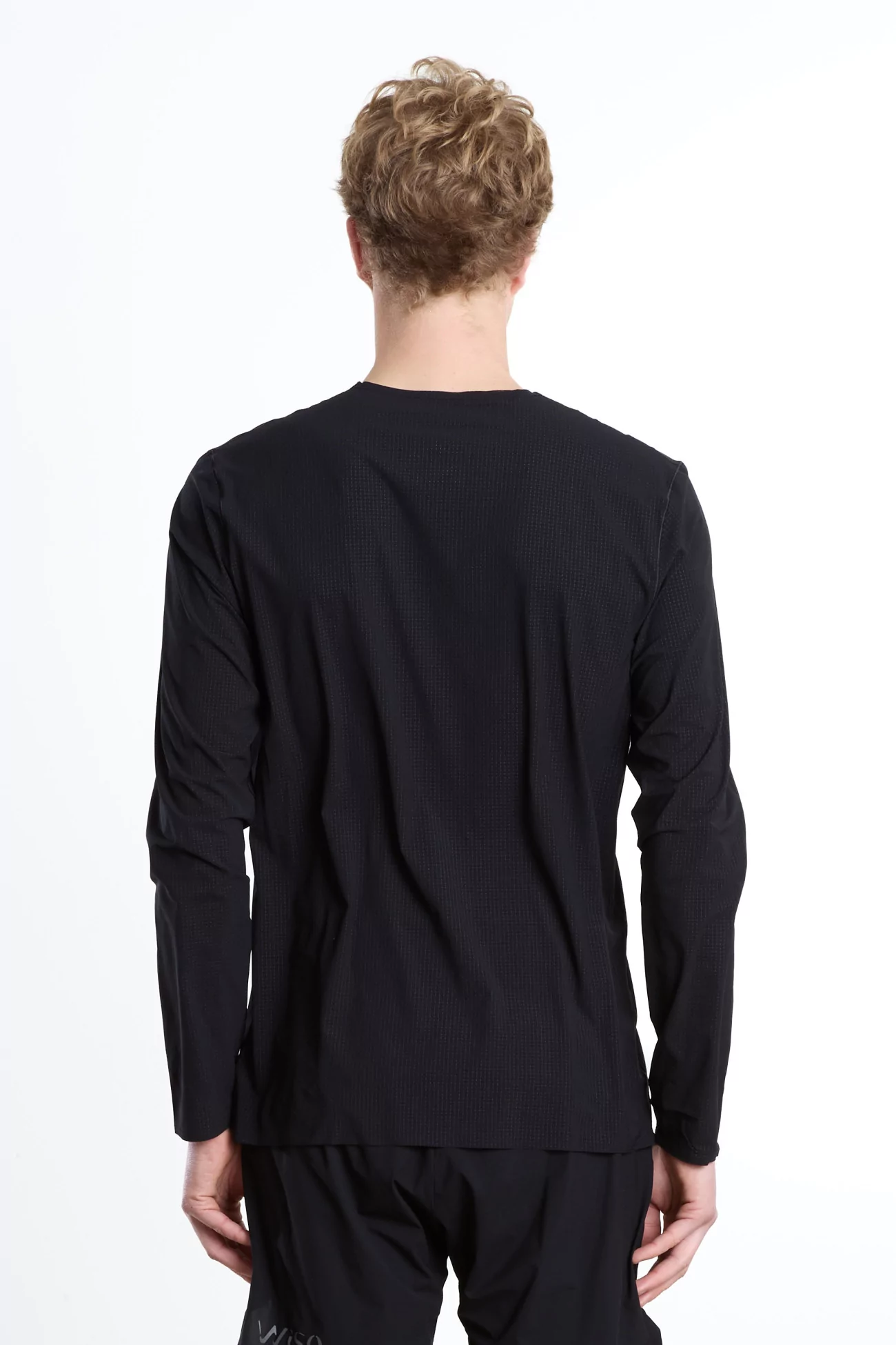 Ultra Shirt LS Long Sleeve Trail T-Shirt – Black | Centre Commercial