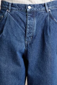 A Kind of Guise Duma Pleated Denim Jeans – Worn Denim | Centre Commercial