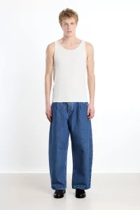 A Kind of Guise Duma Pleated Denim Jeans – Worn Denim | Centre Commercial