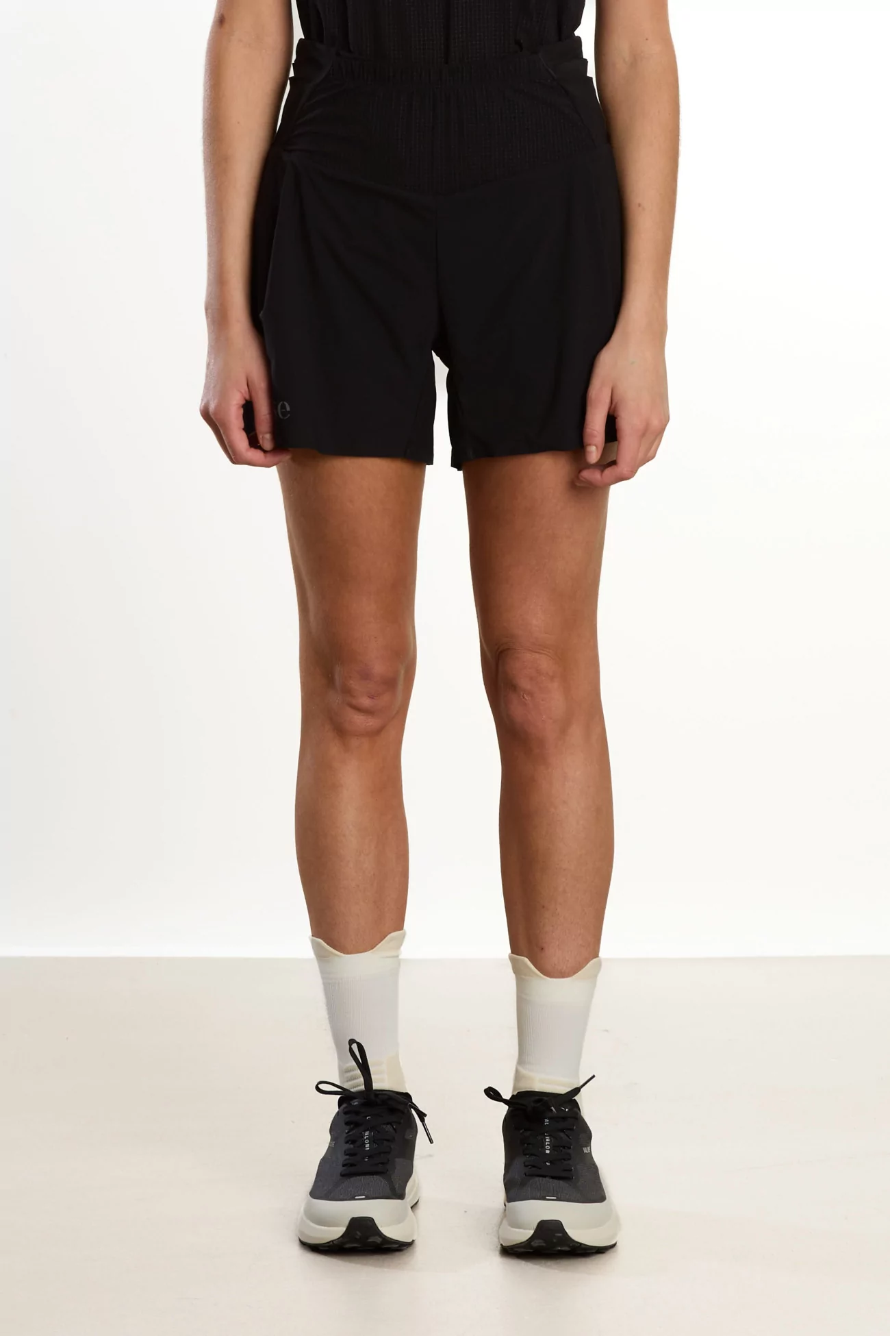 Women's Sherpa Race Trail Shorts with Belt – Black | Centre Commercial