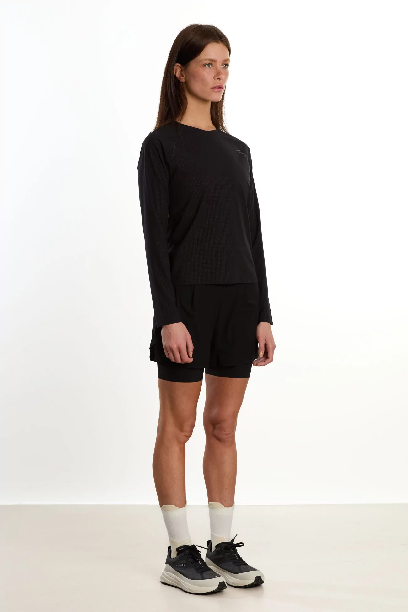 Women's Ultra Shirt LS Long Sleeve Trail T-shirt – Black | Centre Commercial