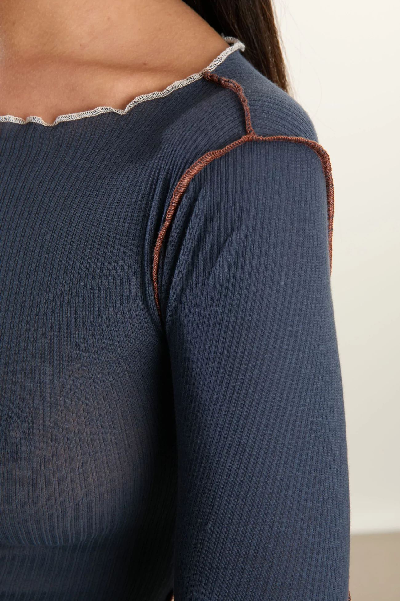 Baserange Vein Long Sleeve Tee Organic Cotton – Preston Blue | Centre Commercial
