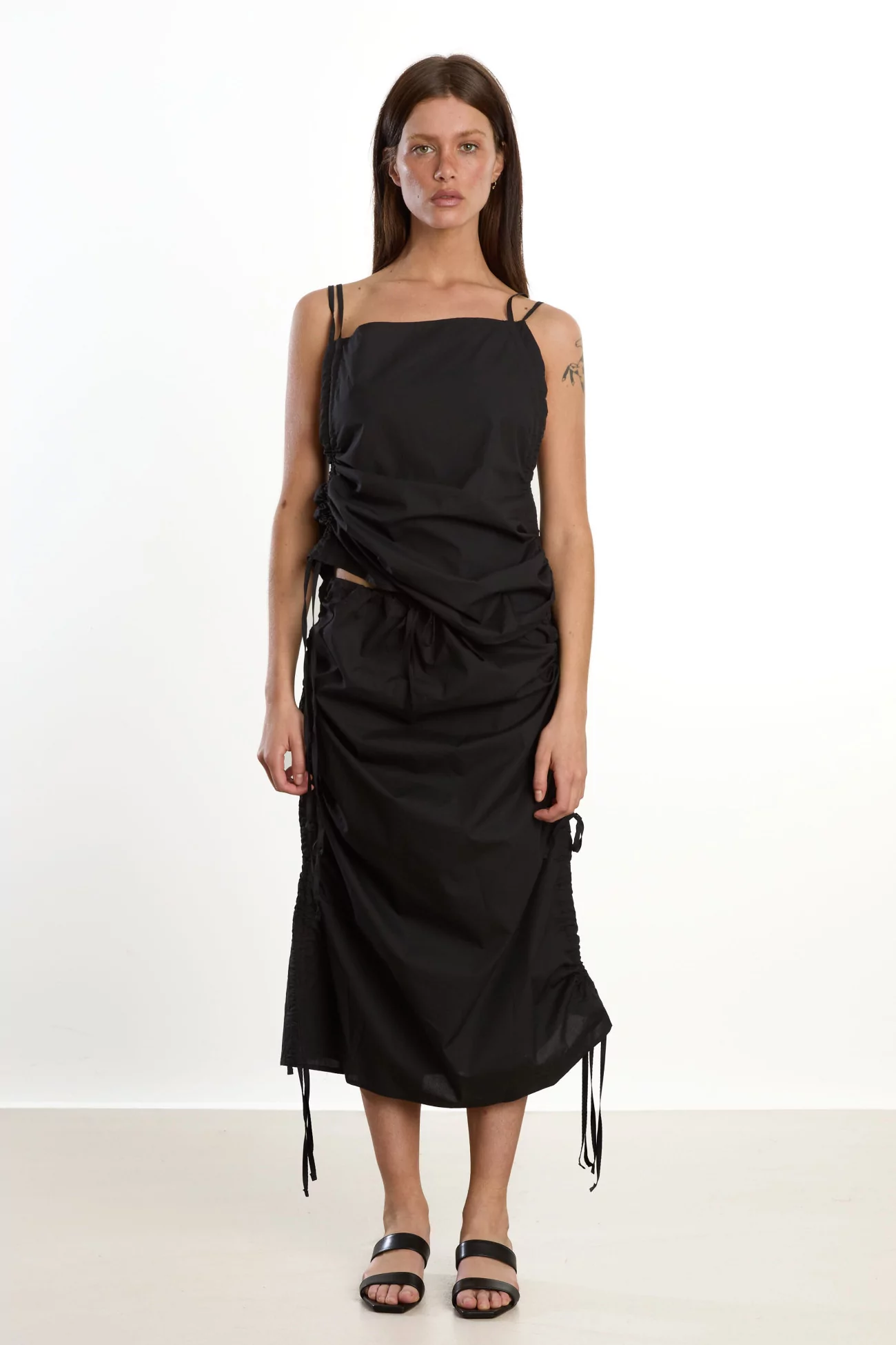 Baserange Pictorial Top Organic Cotton – Black | Centre Commercial