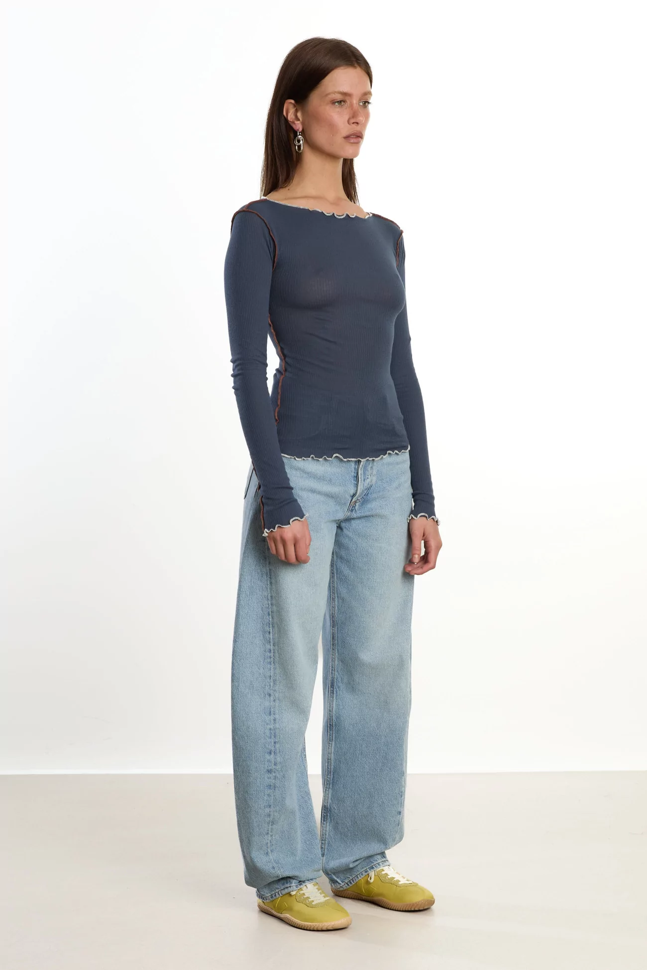 Baserange Vein Long Sleeve Tee Organic Cotton – Preston Blue | Centre Commercial