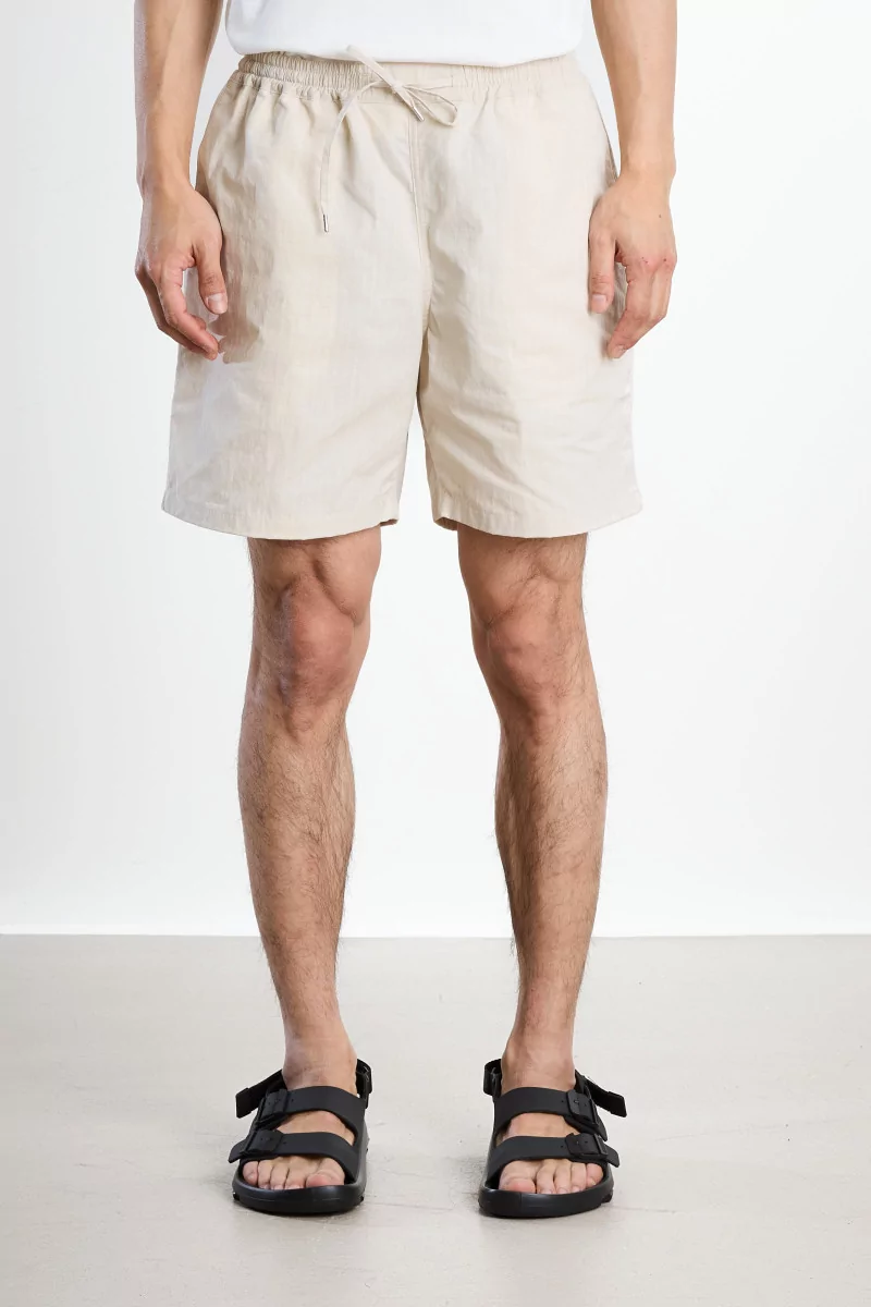Volta Ripstop Water-Repellent Shorts – Offwhite | Centre Commercial