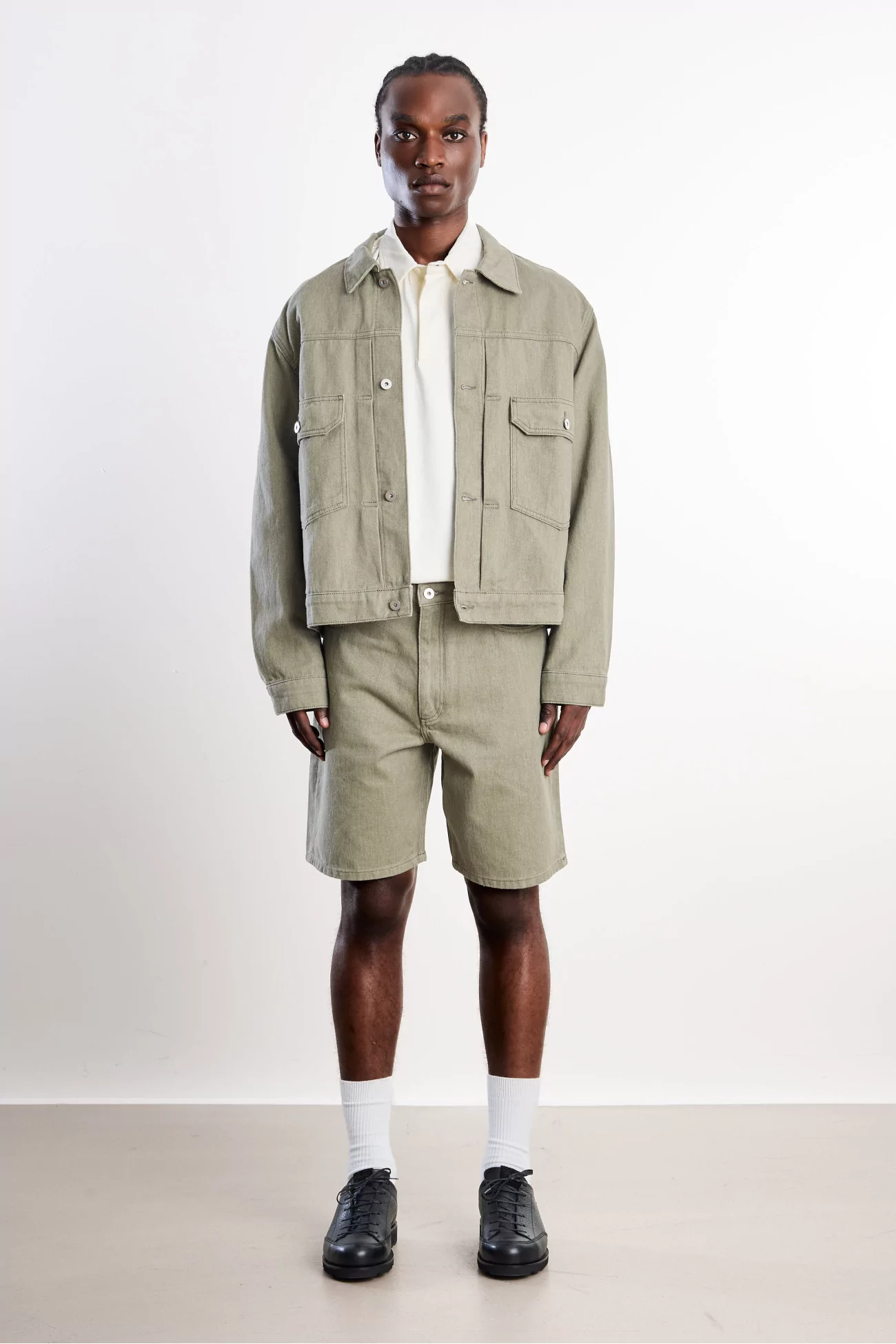 Short Norse Projects Korshavn Resist Dyed Twill – Vetiver | Centre Commercial