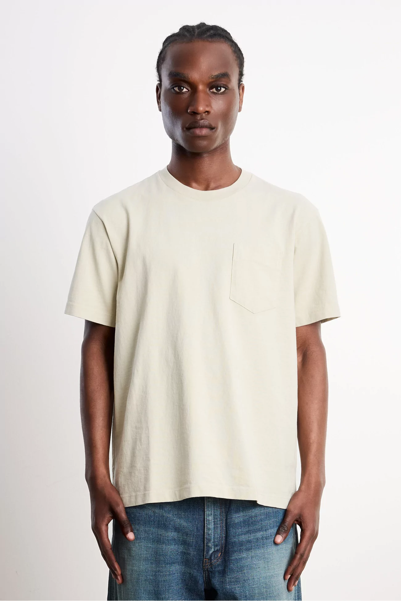 Lady White Co. Municipal Pocket T-Shirt Cotton – Paper | Centre Commercial