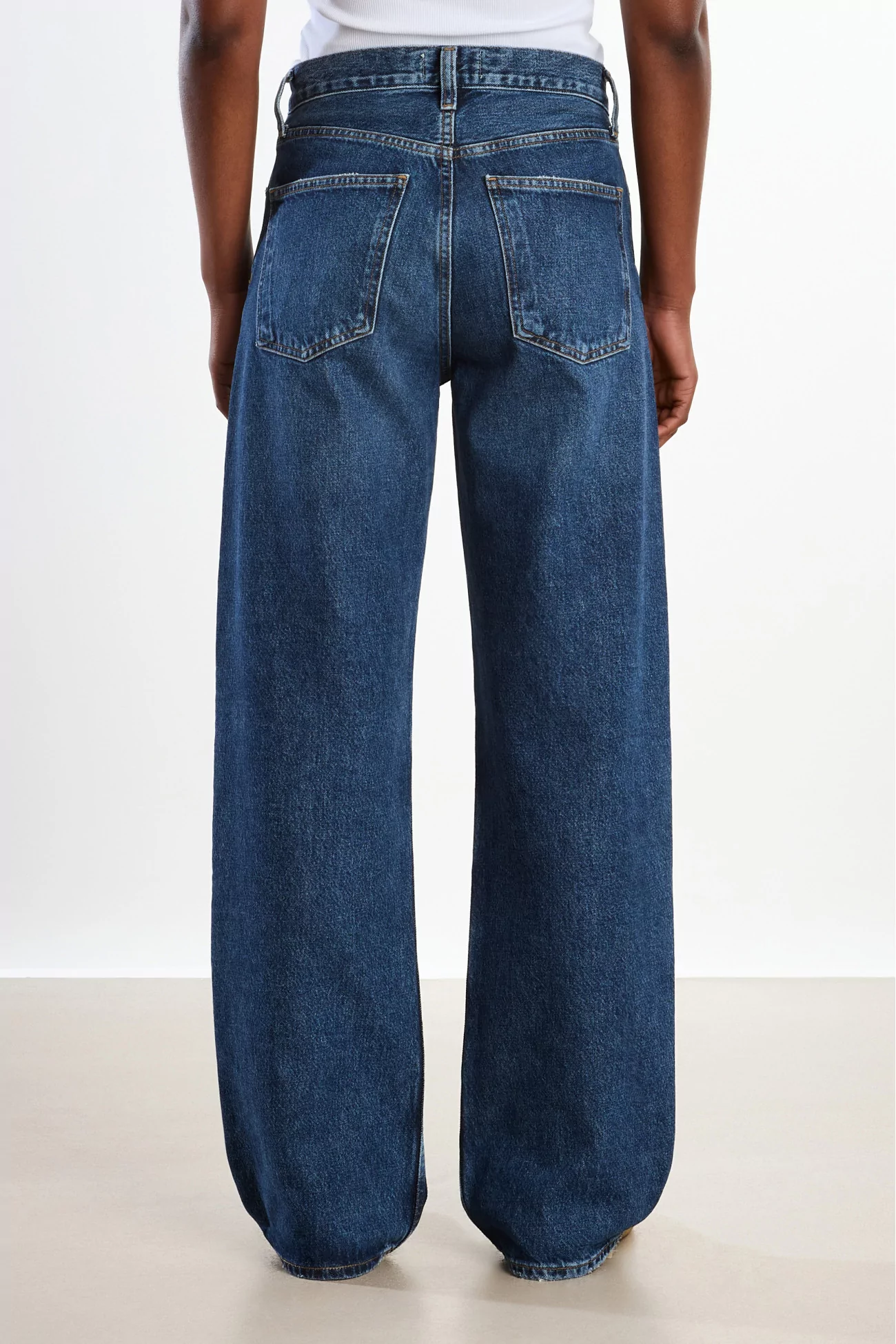 AGOLDE Arc Jeans Regenerative Cotton – Shortwave | Centre Commercial