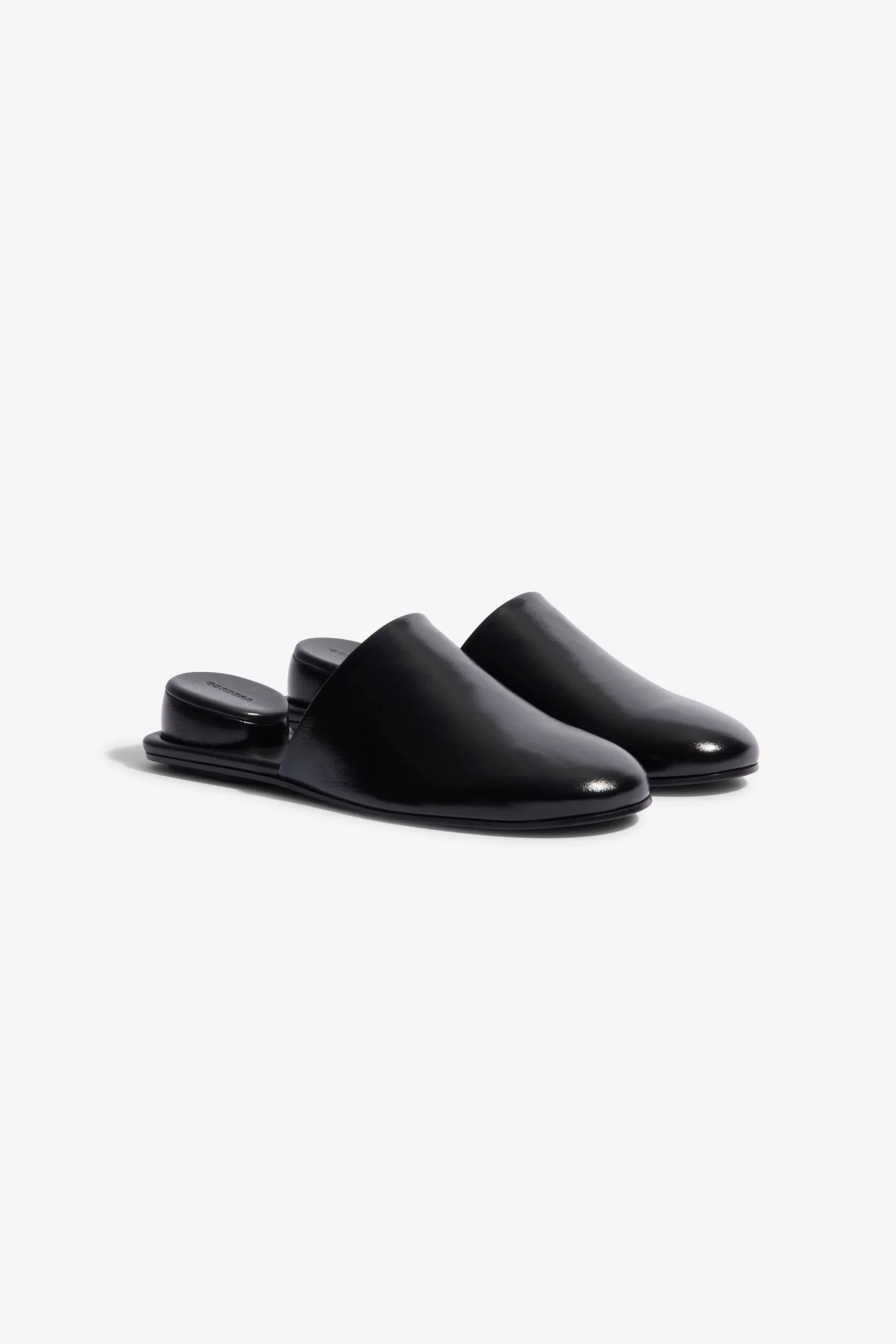 Estructura Calfskin Mule Women Cordera – Black | Centre Commercial