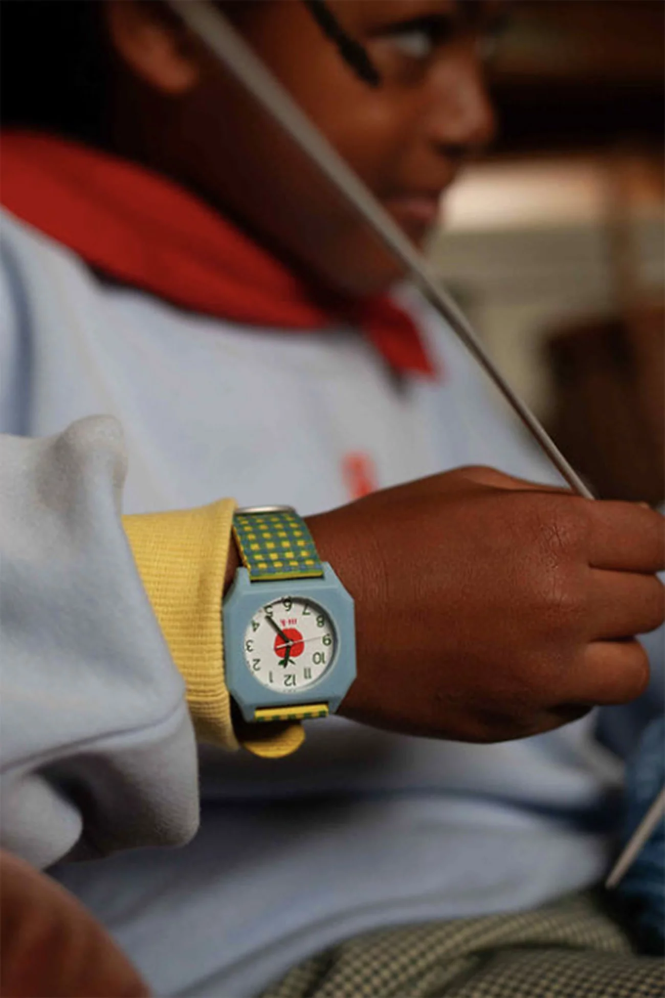 Kids Watch Mini Kyomo Apple – Blue & Yellow | Centre Commercial