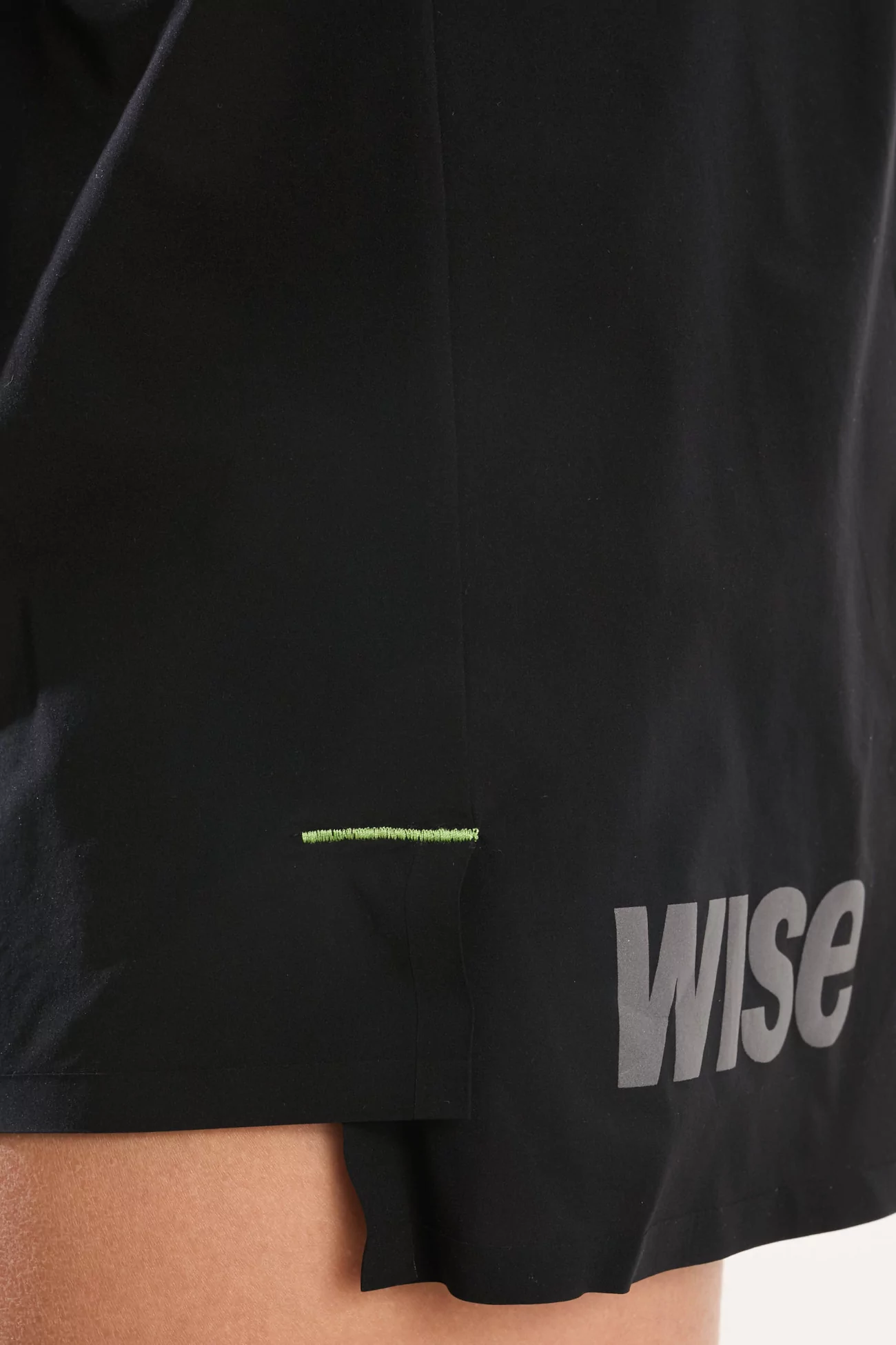 WISE Short 522 Women Trail Running – Black | Centre Commercial