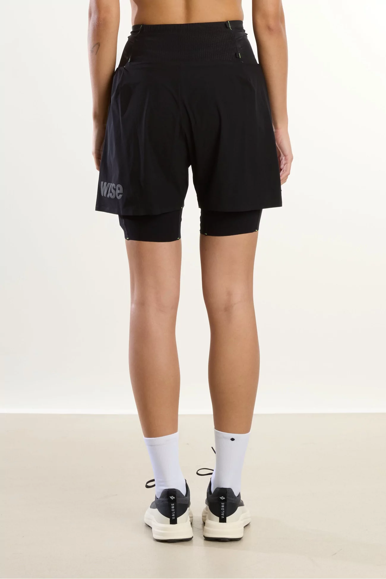 WISE Short 532 Women Ultra Trail – Black | Centre Commercial