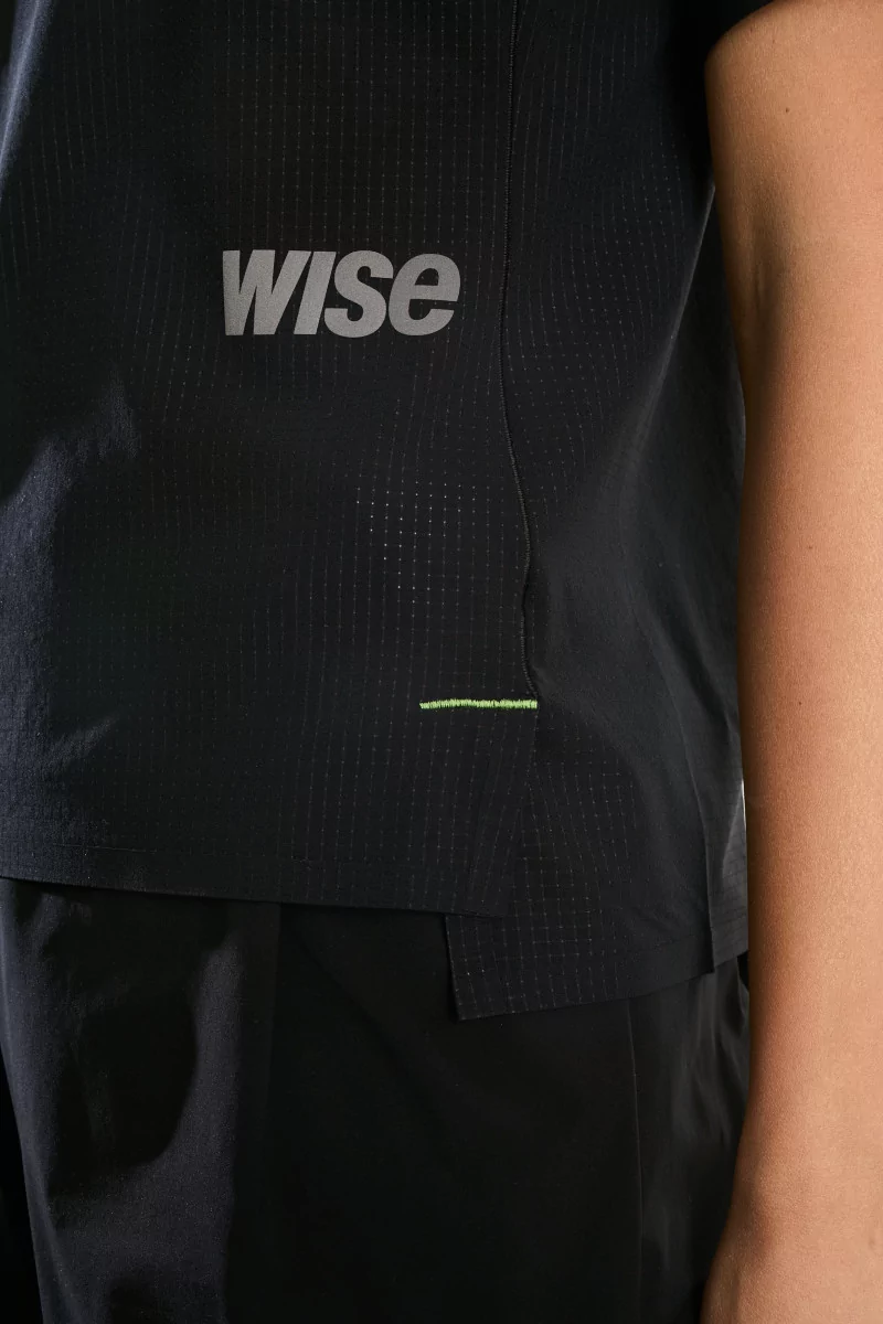 WISE T-shirt 230 Women Trail Running – Black | Centre Commercial