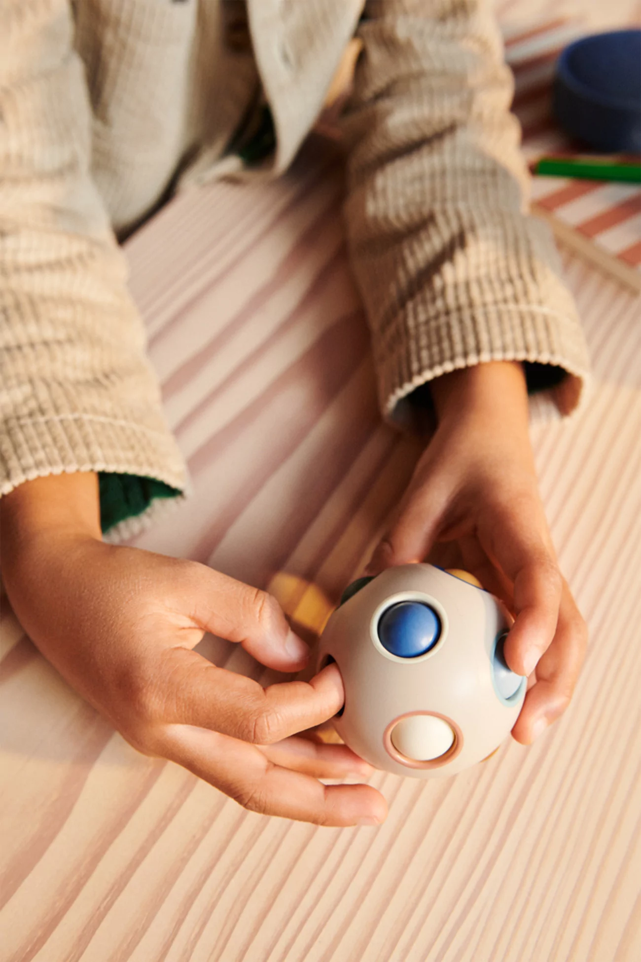 Solene Puzzle Ball for Kids – Ice Blue Multi Mix | Centre Commercial