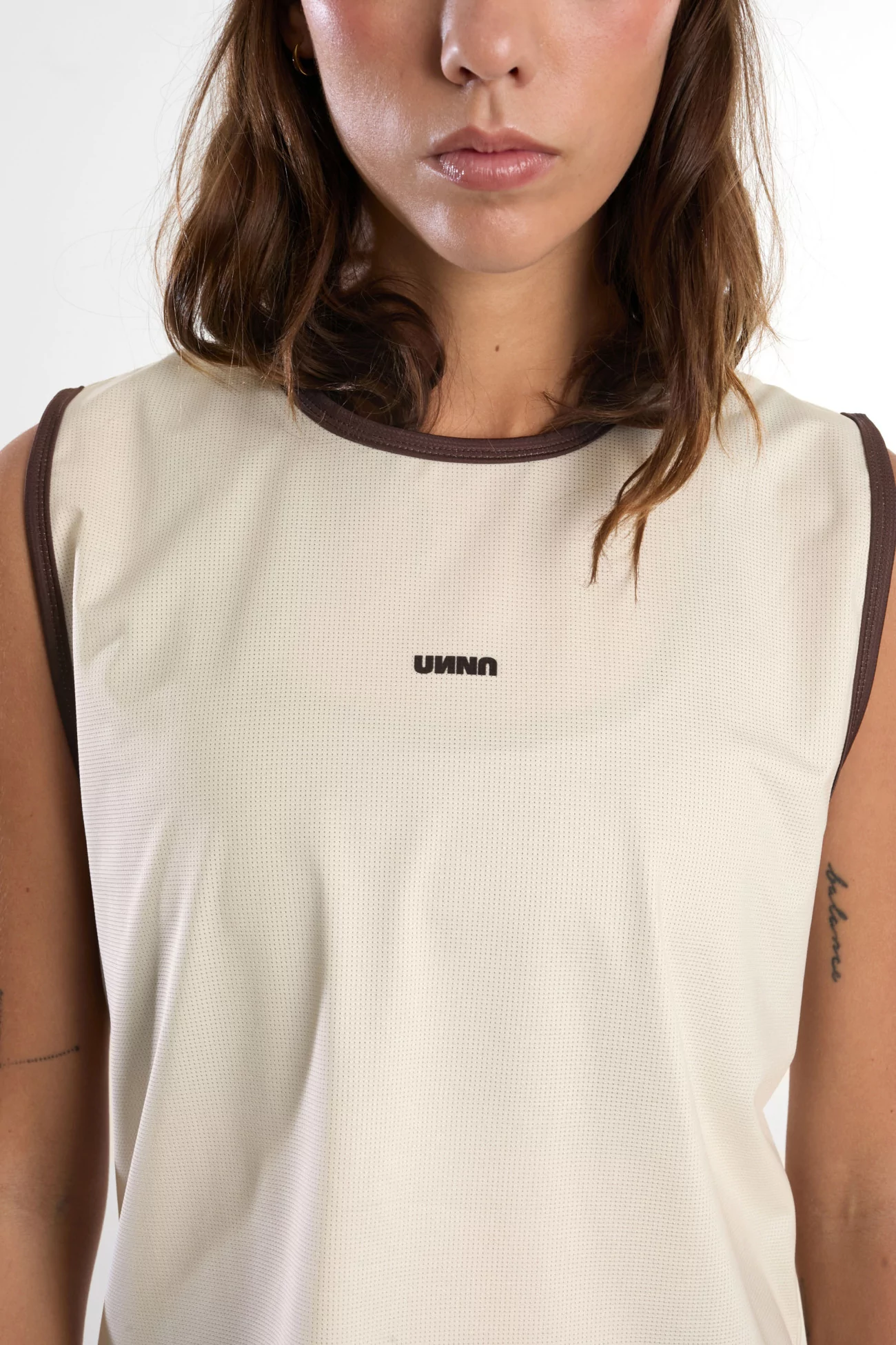 UNNA Light Tank – Recycled Polyester Sports Top – Old White | Centre Commercial