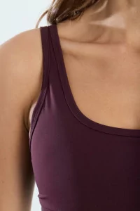 UNNA Good Place Bra – ECONYL® Sports Bra – Merlot | Centre Commercial