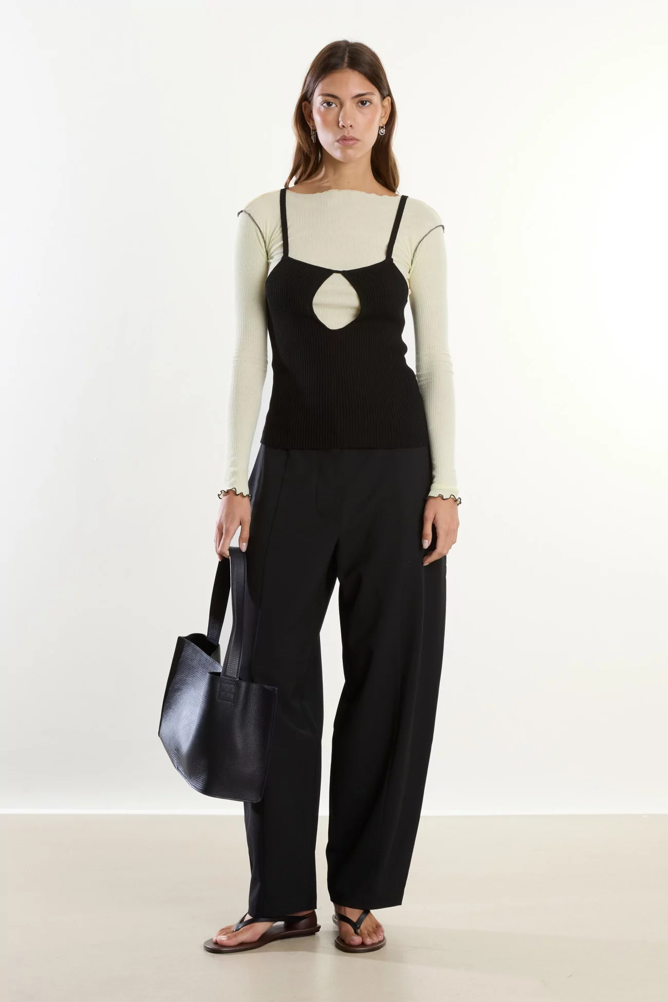 Cordera Tailored Barrel Pants Women – Black | Centre Commercial