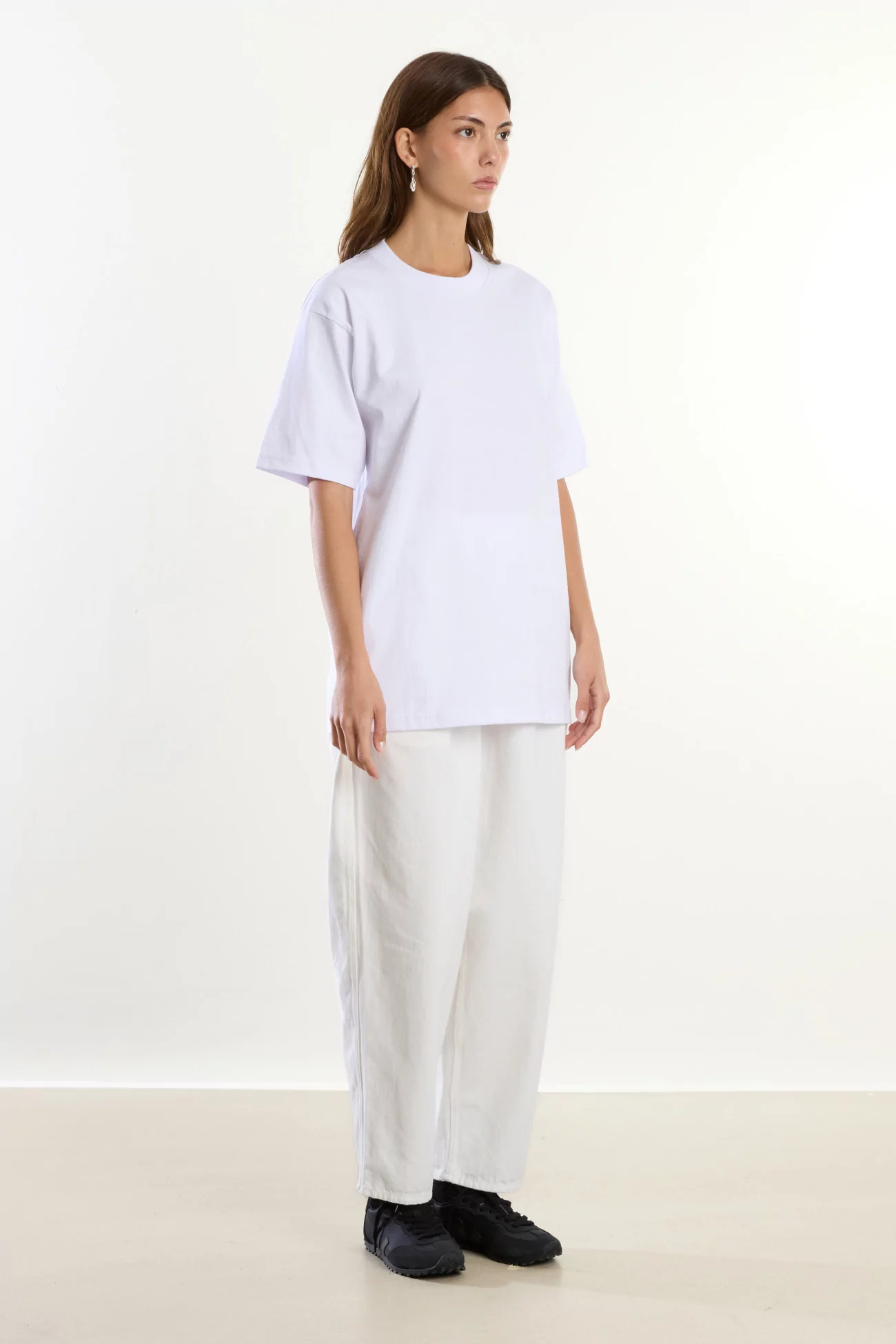 Marathon Runners Heavyweight Cotton T-Shirt Centre Commercial – White | Centre Commercial