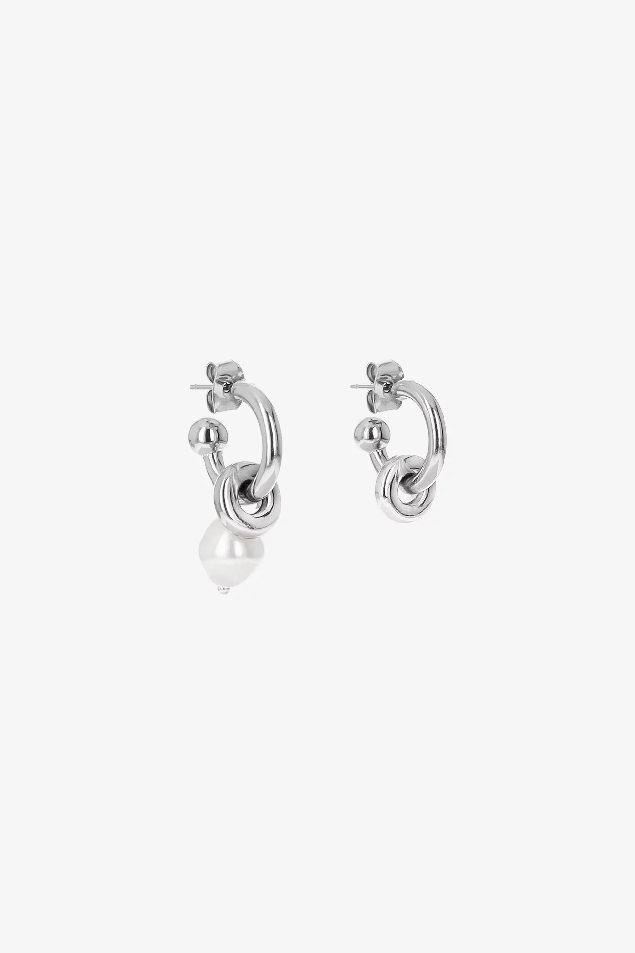Justine Clenquet Ethan Pearl Earrings – Palladium | Centre Commercial