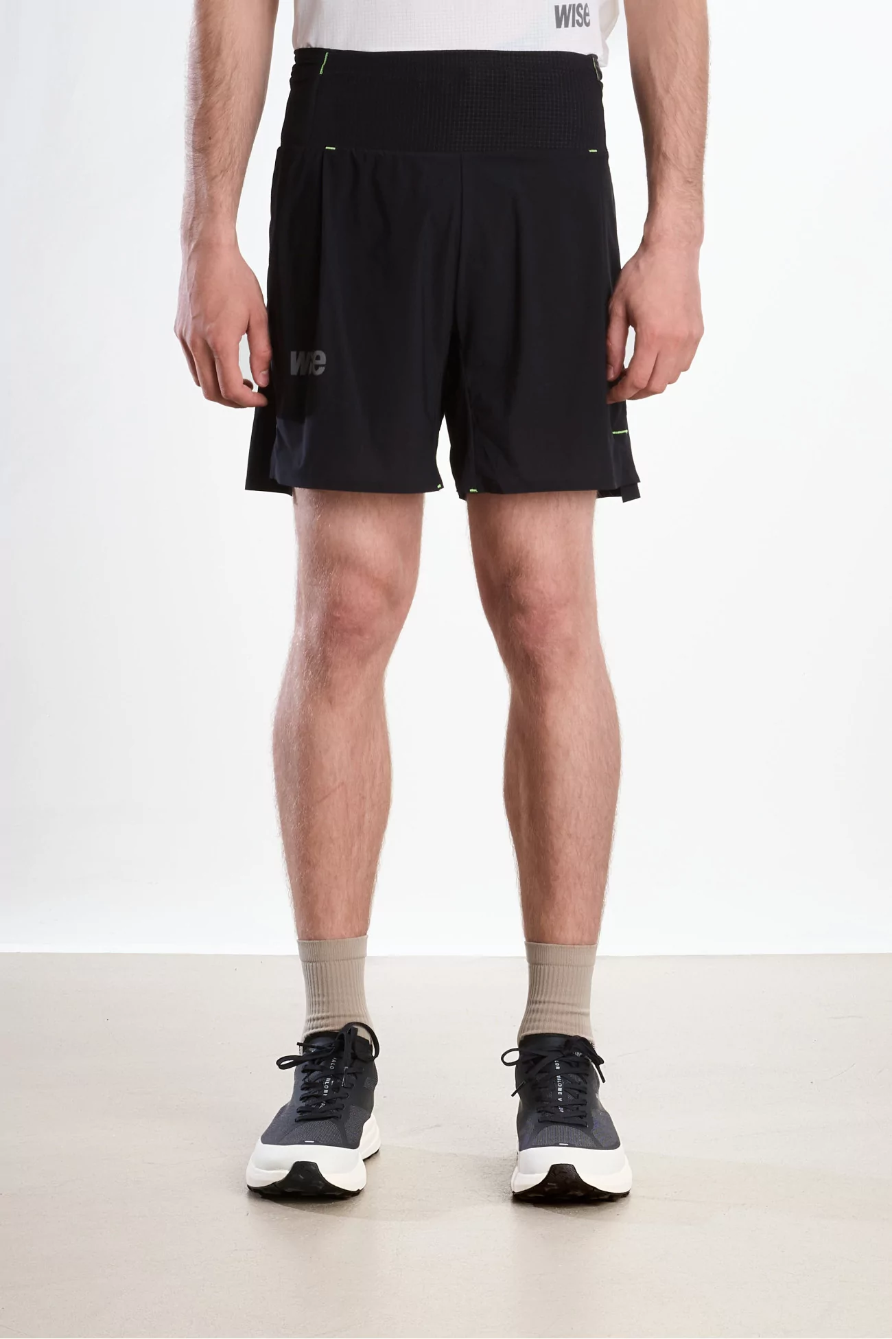 Wise 522 Trail Running Short with Boxer – Black | Centre Commercial